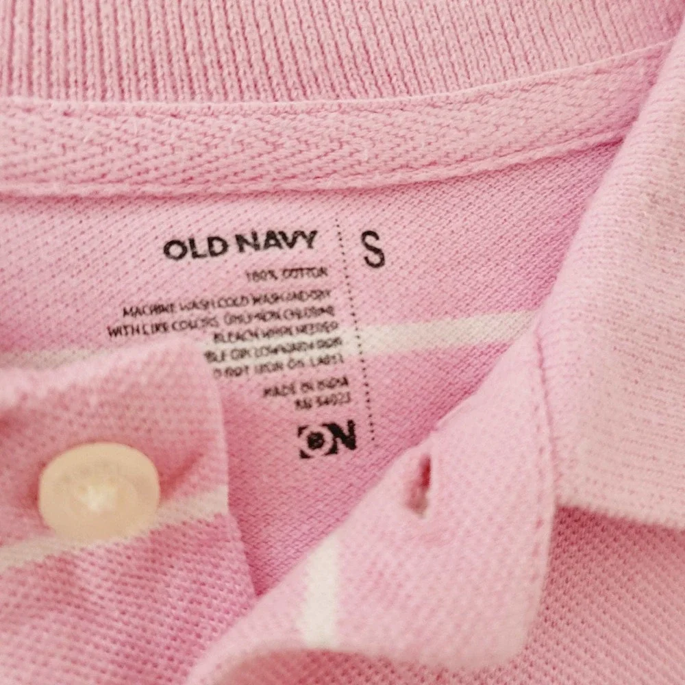 S Old Navy pink amd white striped polo shirt